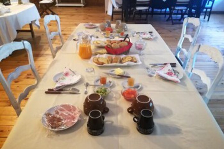 Breakfast/Coffee Service 8 of 28