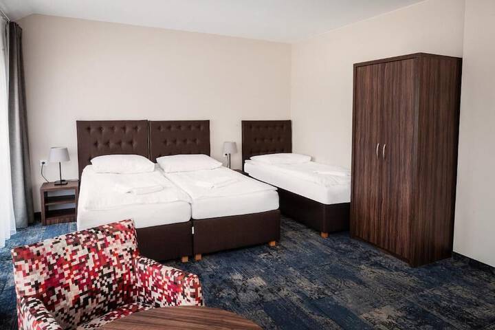 Room 40 of 73