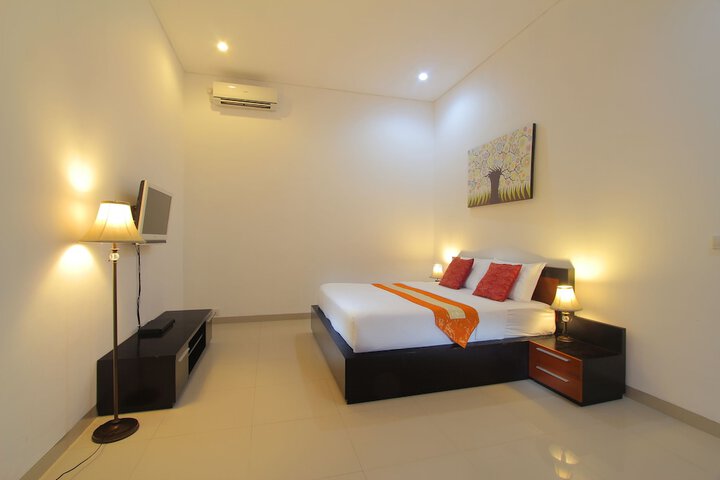 Room 9 of 39