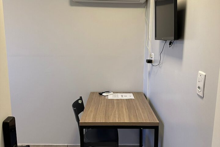 Room 40 of 80