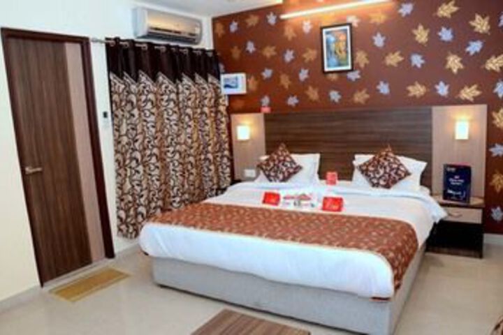 Mj International by Oyo Rooms