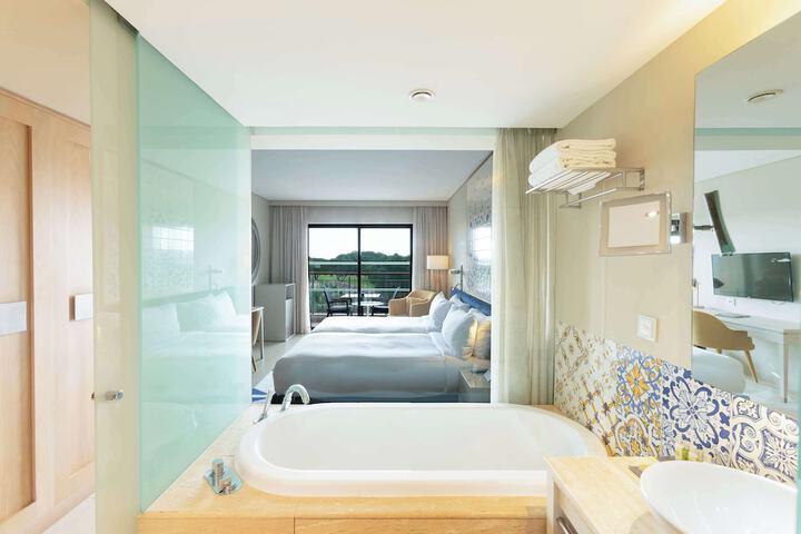 Room 78 of 152