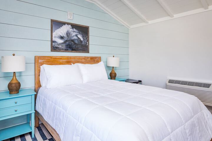 Room 5 of 28
