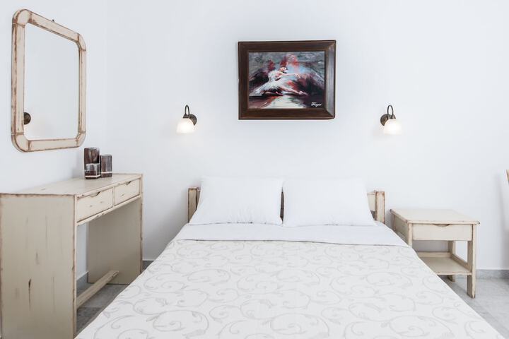 Room 26 of 120