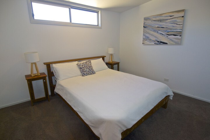 Room 7 of 121
