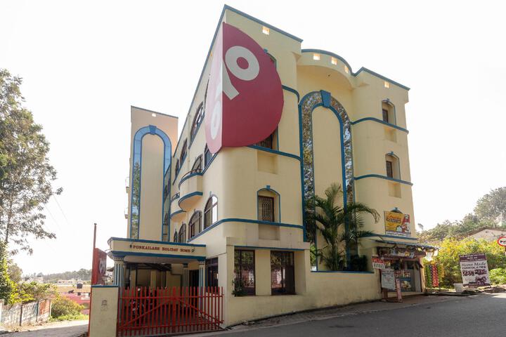 Hotel 7 of 12