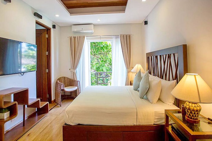 Room 29 of 208