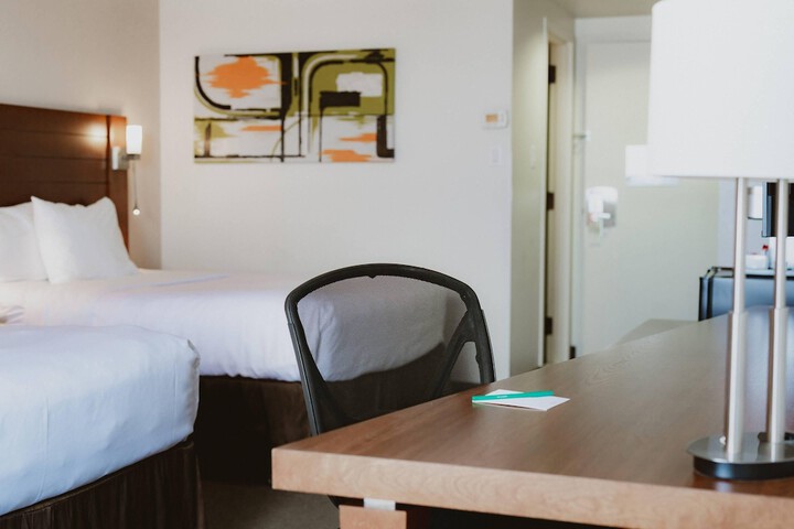 Room 72 of 120