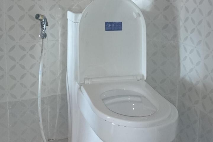 Room 1 of 7