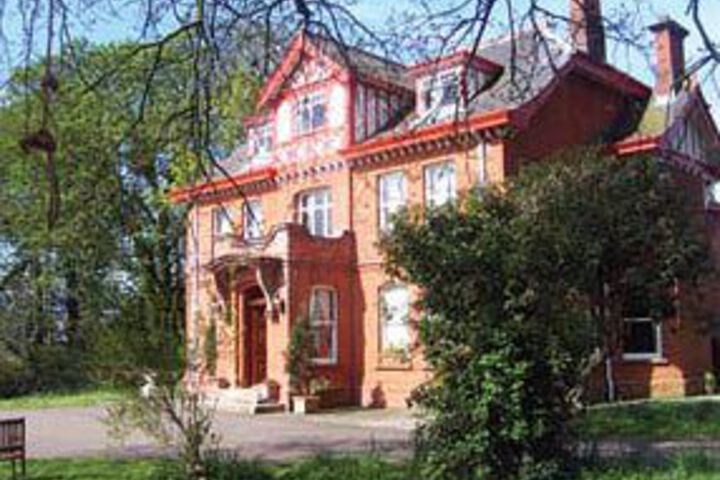 Exterior of Glendona House