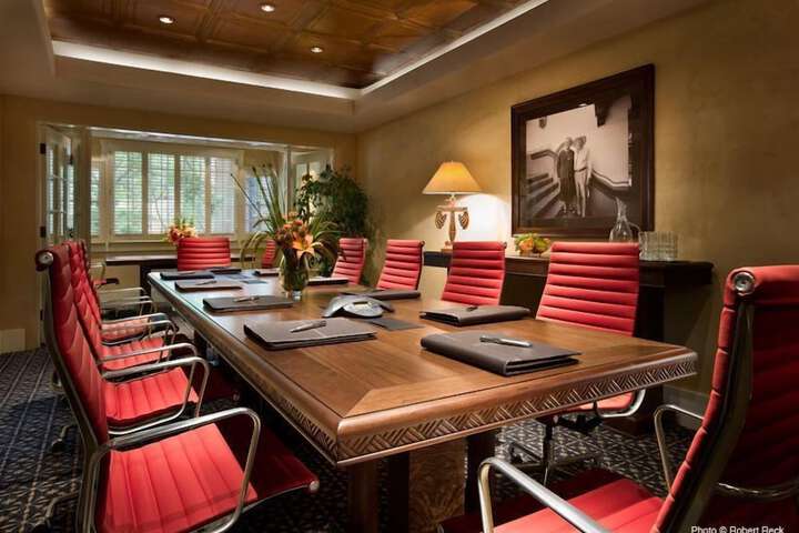 Meeting facility