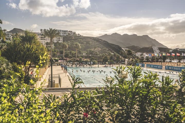 Pool Hotel