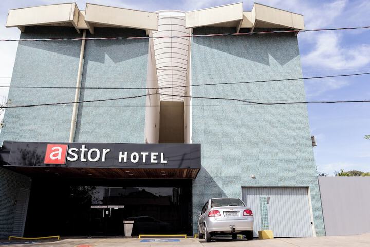 Hotel 33 of 33