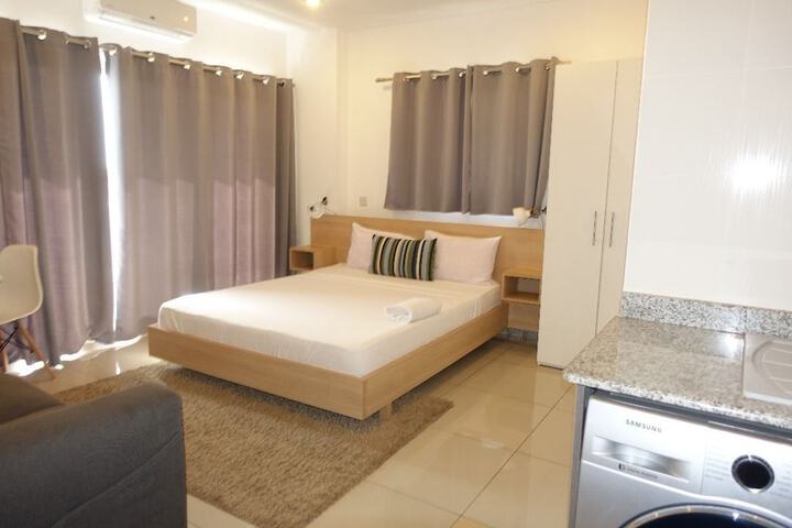 Room 10 of 24