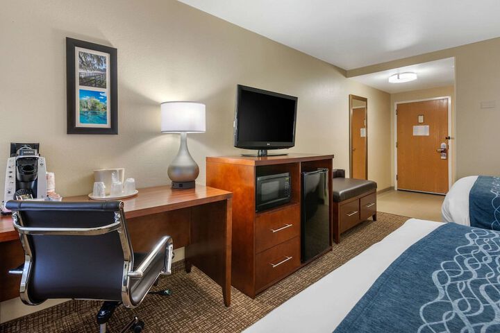 Room 21 of 36
