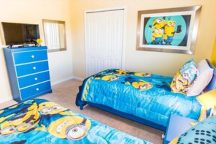 Room 16 of 19
