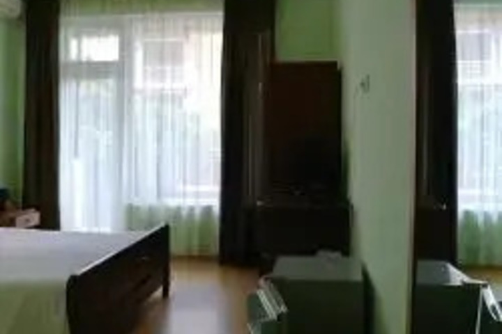 Room 4 of 21