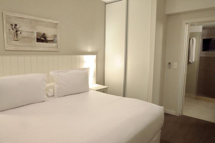 Room 25 of 118