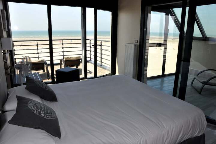 Room 3 of 31