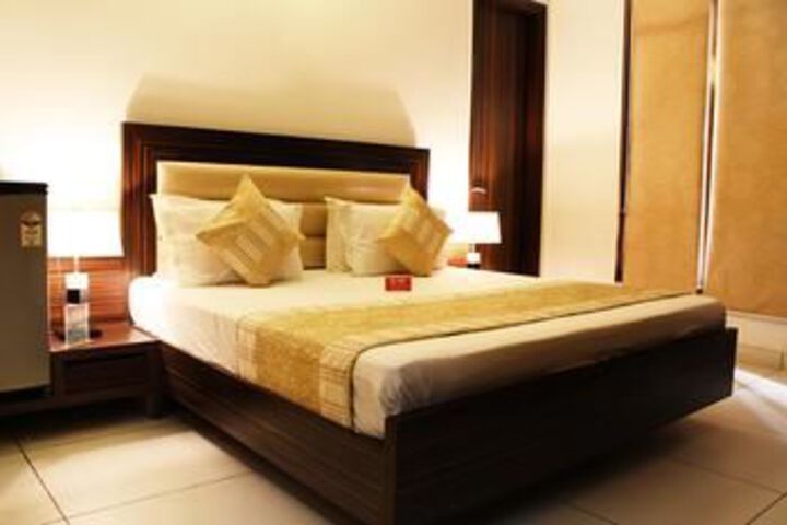 Room 14 of 21
