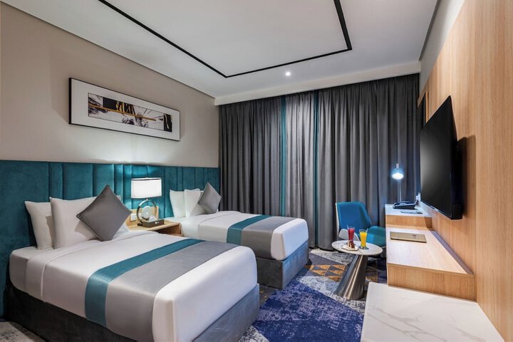 Room 8 of 31