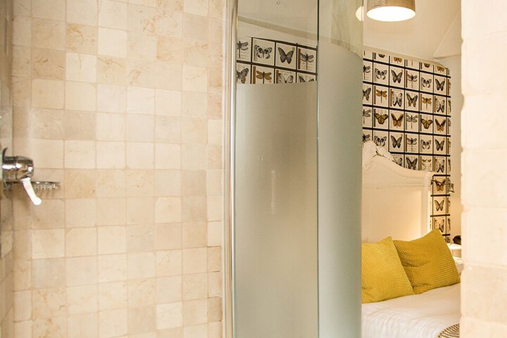 Room 26 of 59