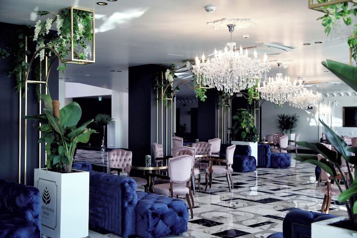 Hotel Interior 7 of 107