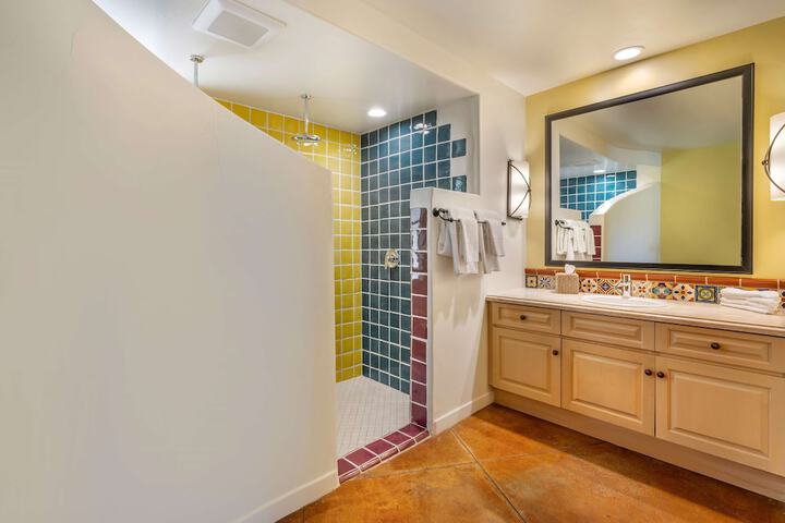 Bathroom shower
