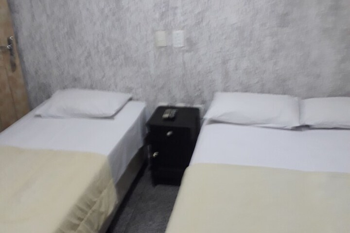 Room 44 of 98