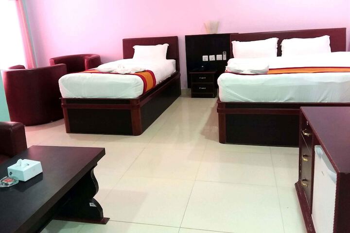 Room 3 of 18