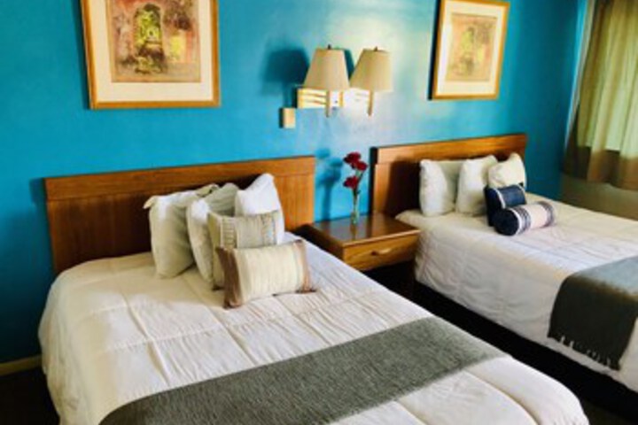 Room 13 of 26