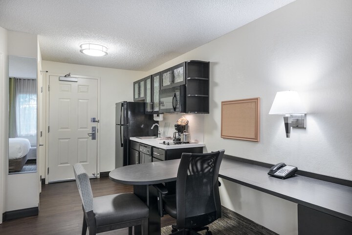 Studio Suite (7 of 17)