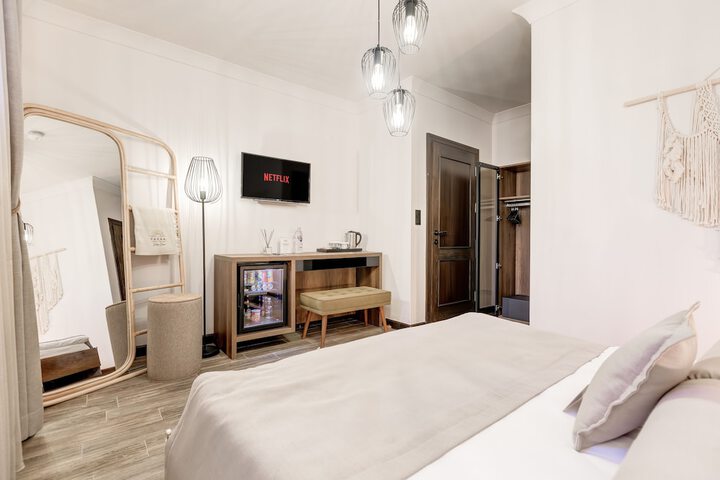 Room 19 of 91