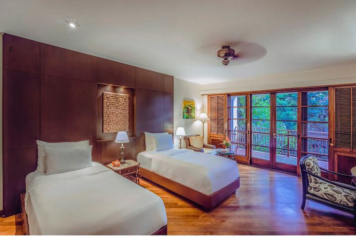 Room 45 of 209