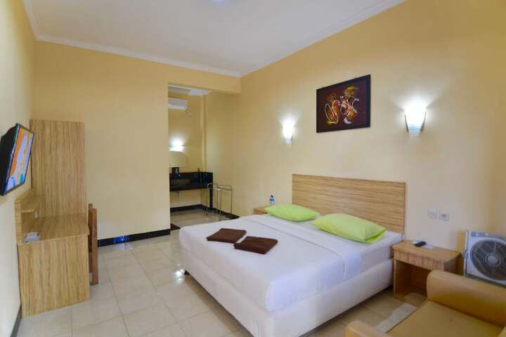 Room 16 of 43