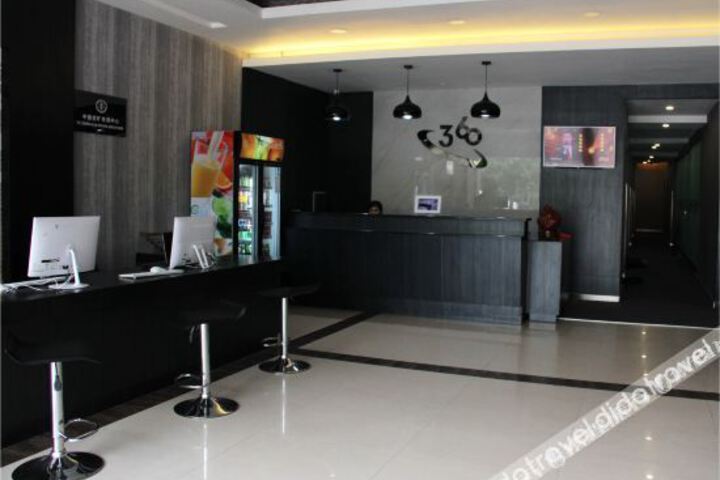 Hotel Interior 3 of 10