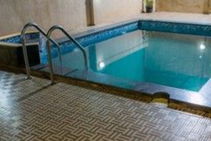 Pool 27 of 33