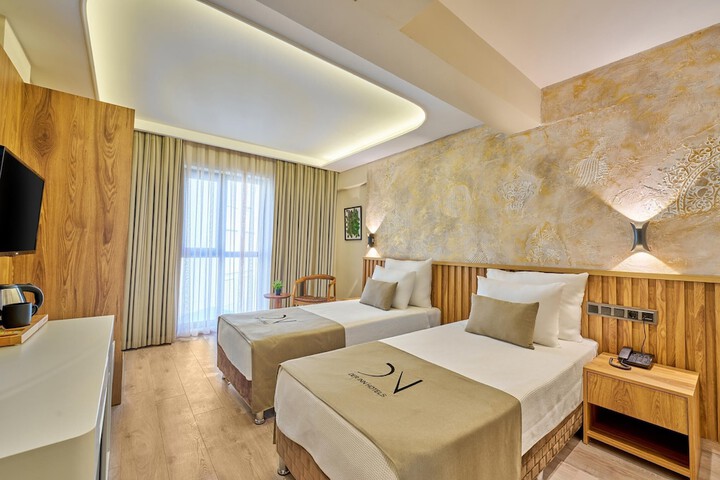 Room 9 of 27