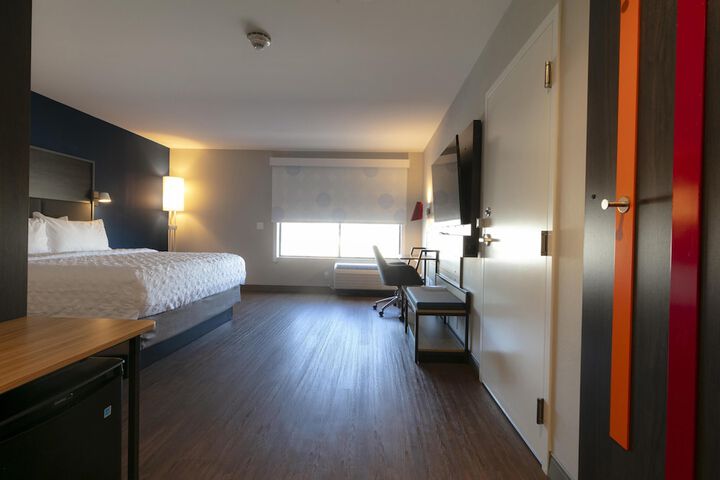 Room 8 of 22