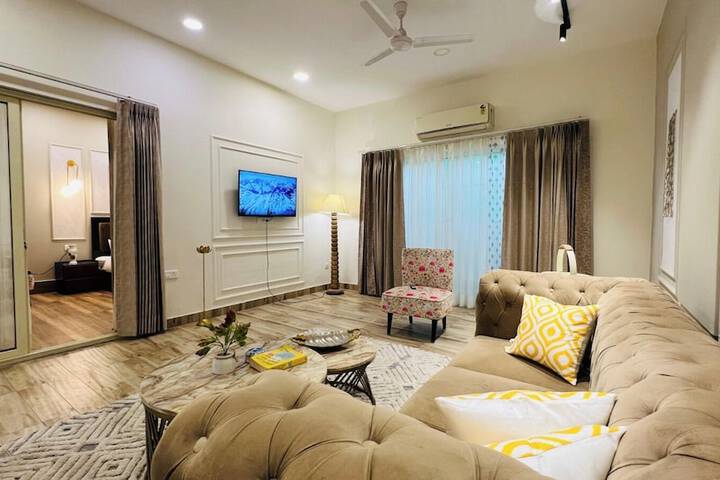 Open Sky Rooftop Stay in Gurugram