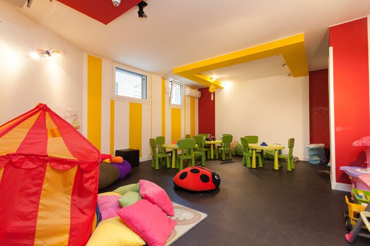 Children's play area - indoor