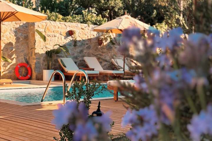 Pool 49 of 63