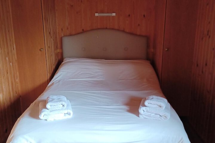 Room 14 of 105