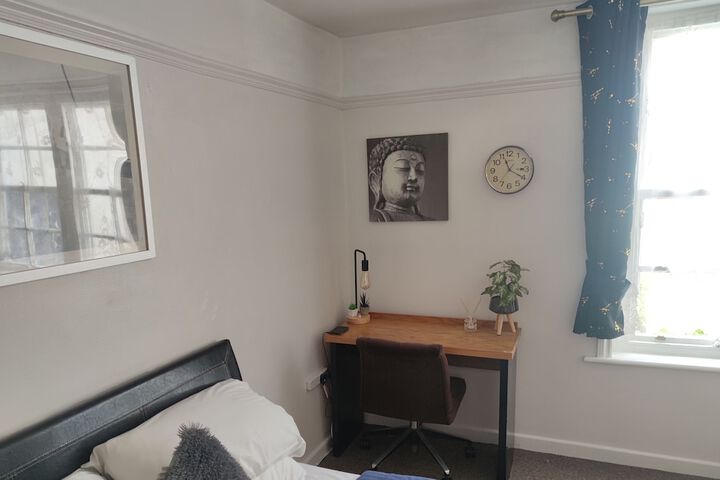 Room 20 of 49