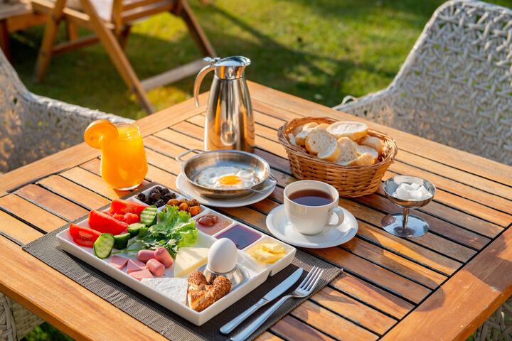 Breakfast/Coffee Service 43 of 54