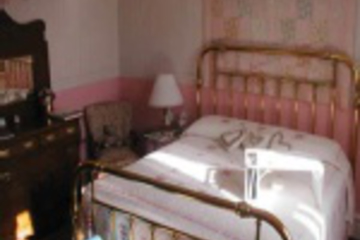 Room 49 of 240