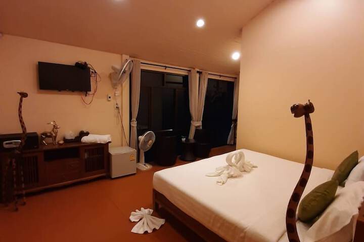 Room 4 of 44