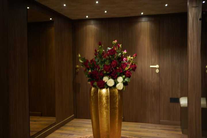 Room 28 of 55