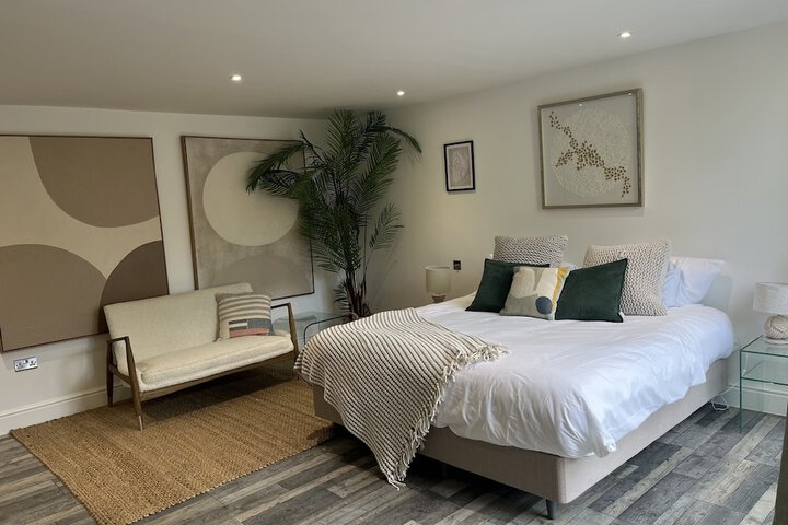 Room 75 of 283