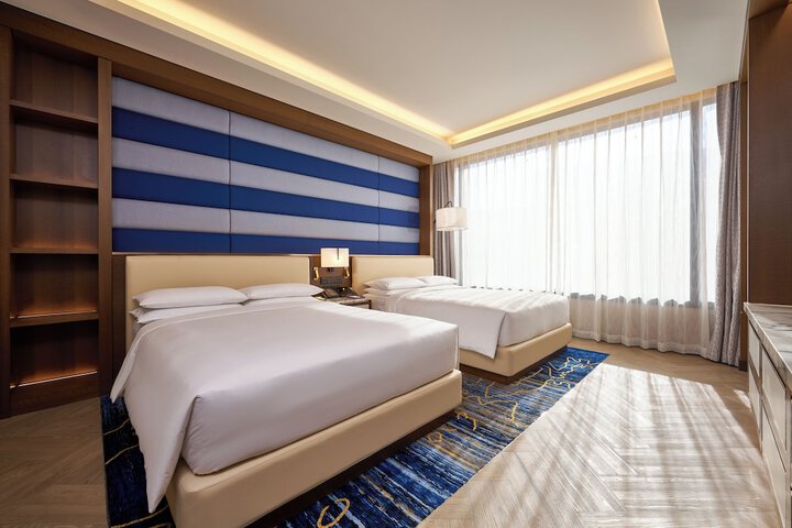 Room 65 of 203